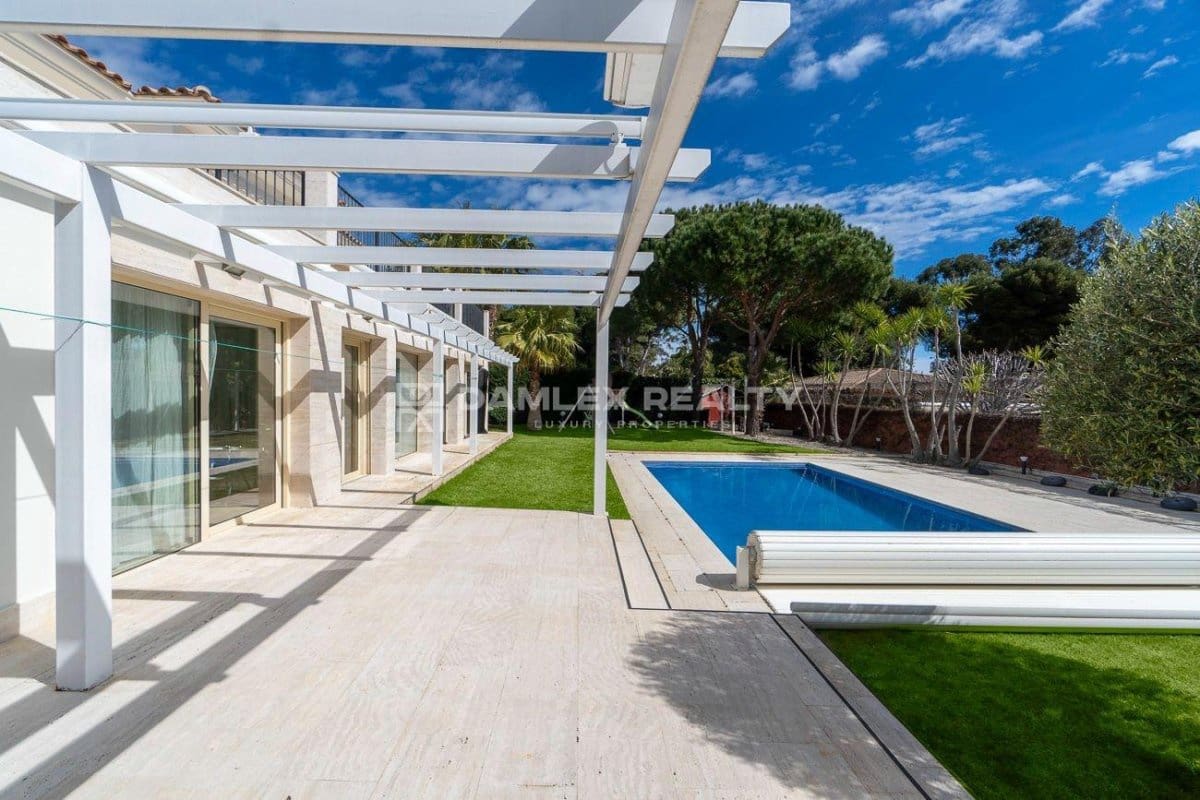 5 soveværelse Villa til salg i S'Agaro med swimmingpool - € 5.000.000 (Ref: 8867472)