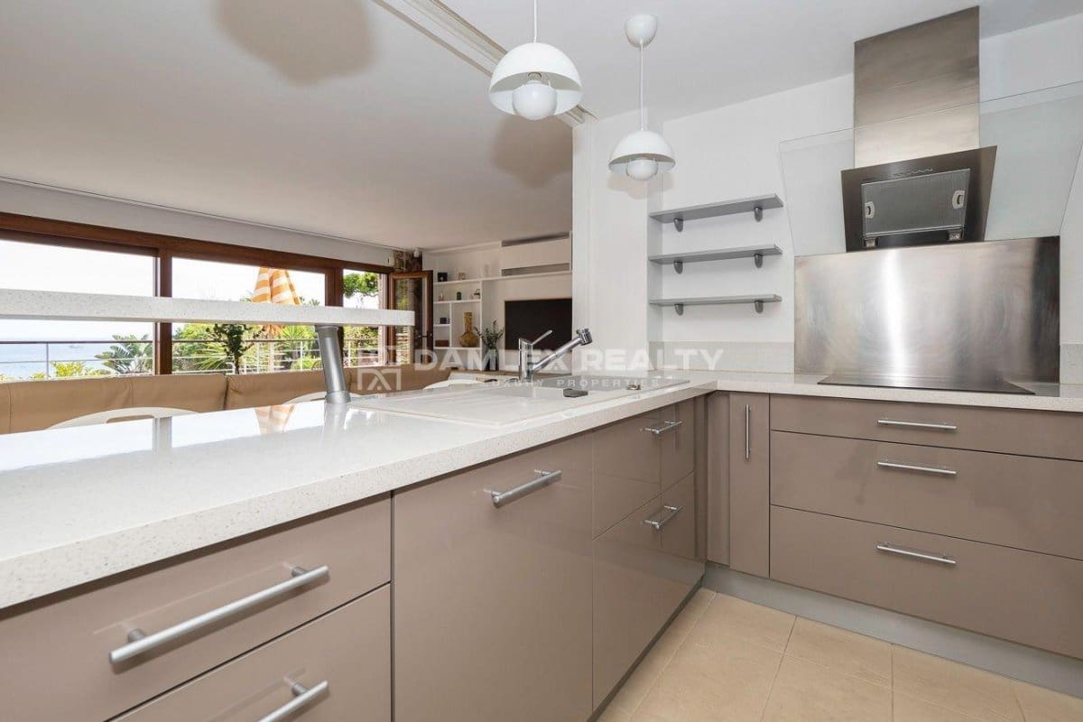 10 soveværelse Villa til salg i Tossa de Mar med swimmingpool garage - € 8.500.000 (Ref: 8884461)