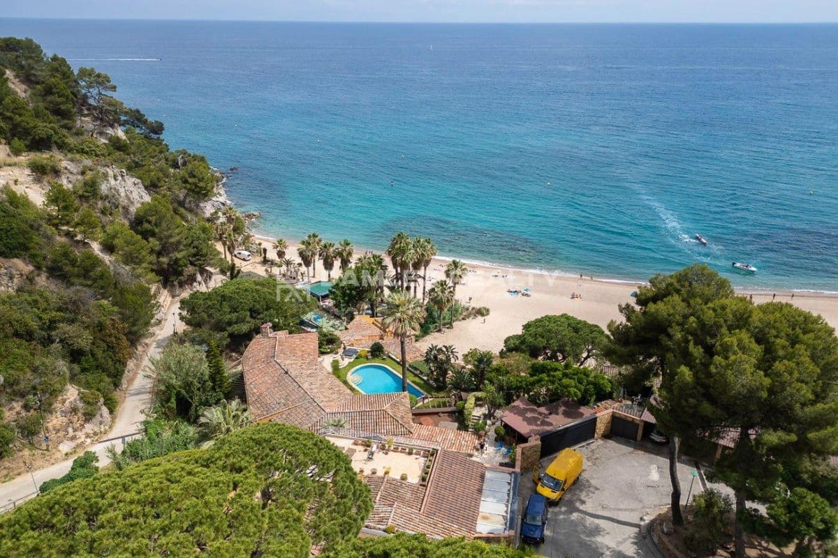 10 soveværelse Villa til salg i Tossa de Mar med swimmingpool garage - € 8.500.000 (Ref: 8884461)