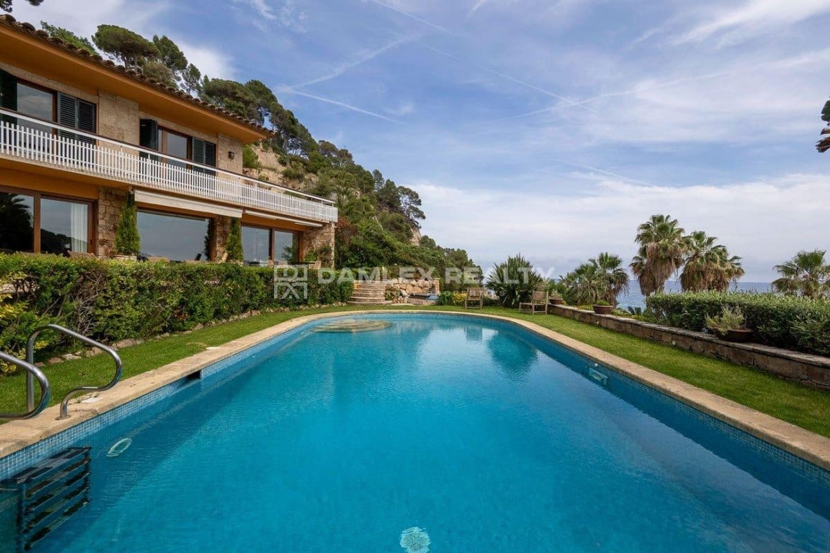 10 soveværelse Villa til salg i Tossa de Mar med swimmingpool garage - € 8.500.000 (Ref: 8884461)