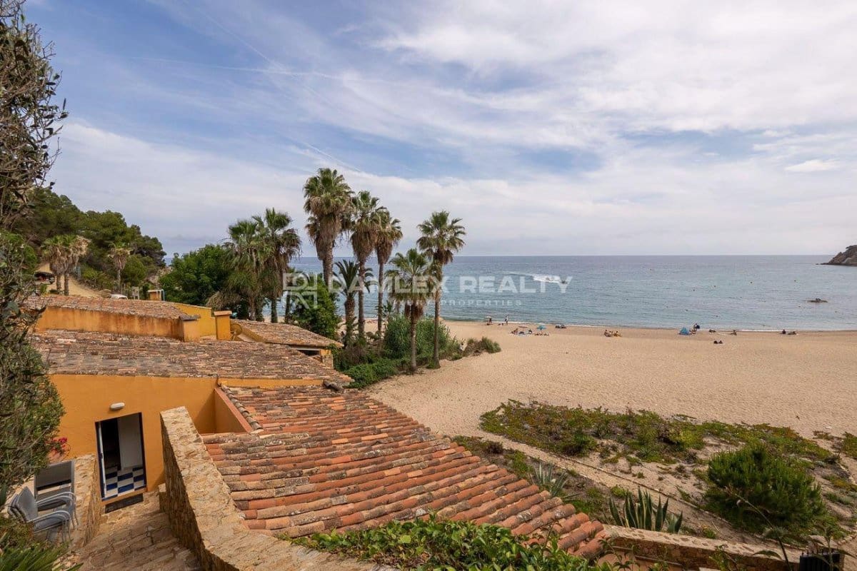 10 soveværelse Villa til salg i Tossa de Mar med swimmingpool garage - € 8.500.000 (Ref: 8884461)