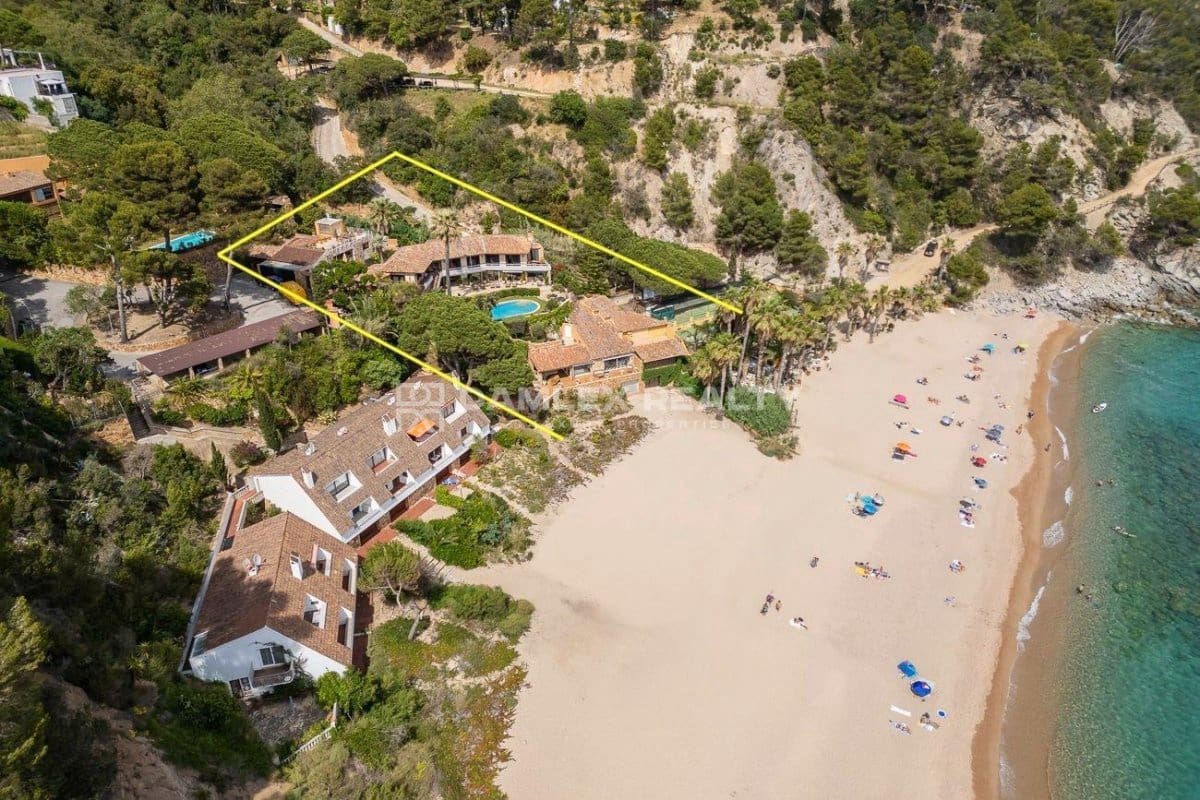 10 soveværelse Villa til salg i Tossa de Mar med swimmingpool garage - € 8.500.000 (Ref: 8884461)