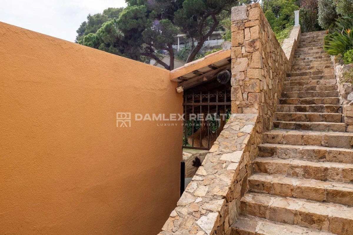 10 soveværelse Villa til salg i Tossa de Mar med swimmingpool garage - € 8.500.000 (Ref: 8884461)