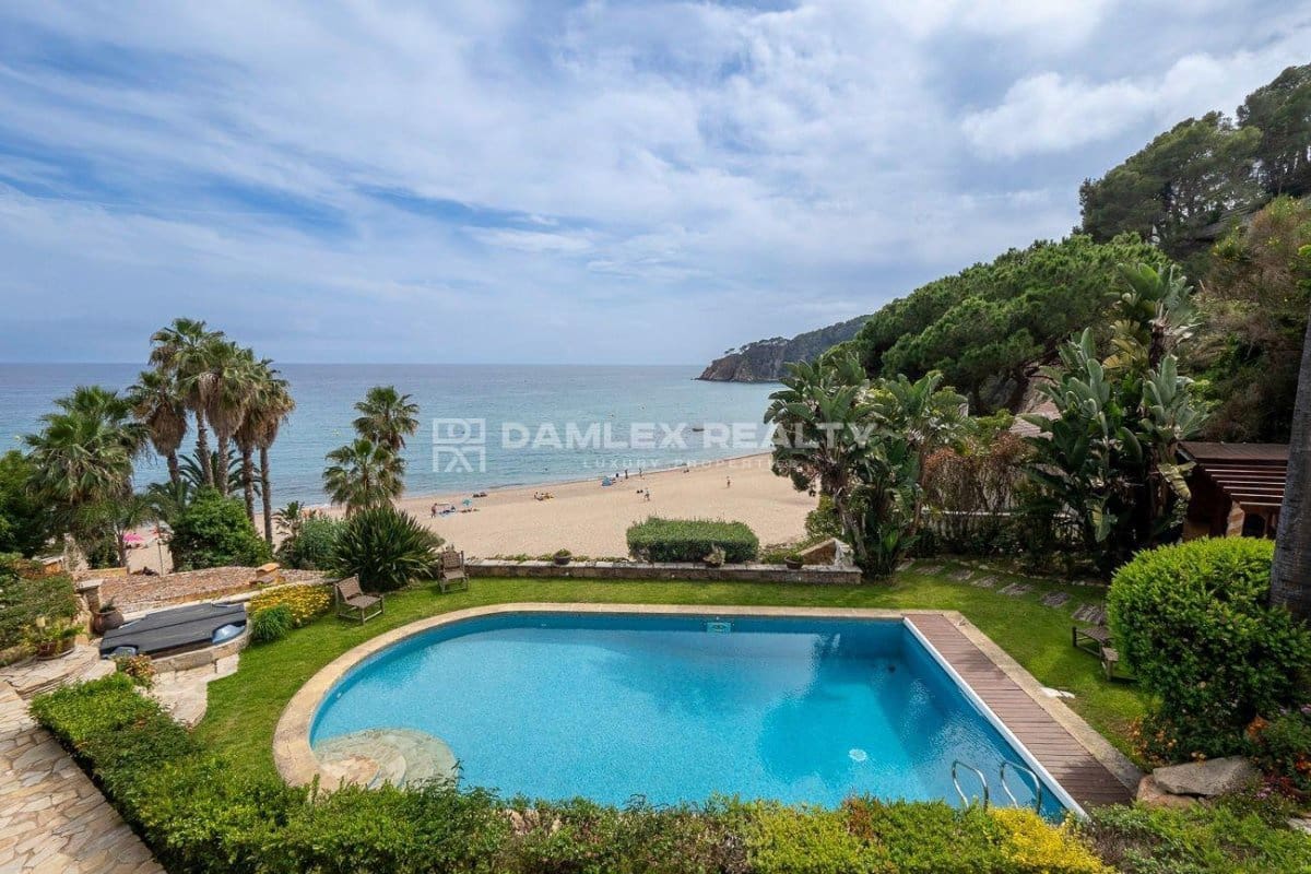 10 soveværelse Villa til salg i Tossa de Mar med swimmingpool garage - € 8.500.000 (Ref: 8884461)