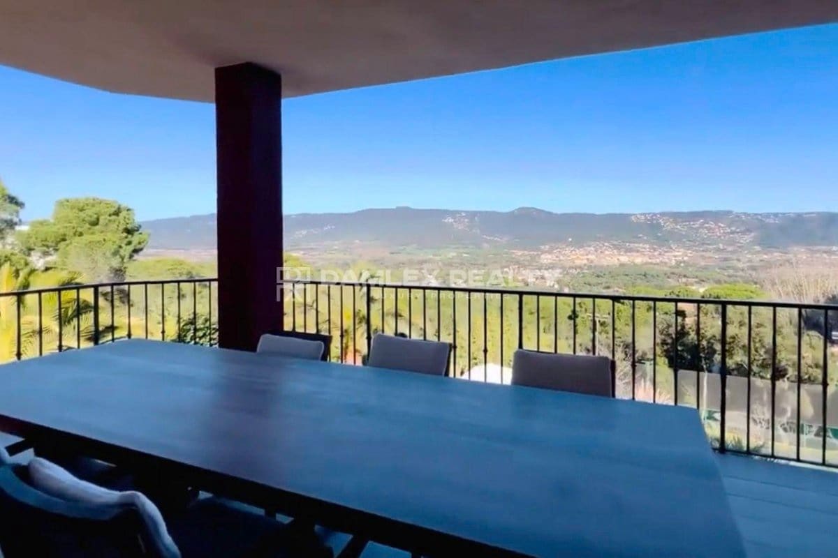 5 makuuhuone Huvila myytävänä paikassa Santa Cristina d'Aro mukana uima-altaan - 2 500 000 € (Ref: 8902840)