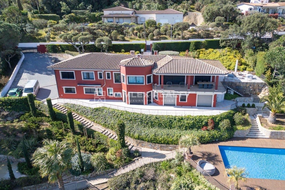 5 makuuhuone Huvila myytävänä paikassa Santa Cristina d'Aro mukana uima-altaan - 2 500 000 € (Ref: 8902840)