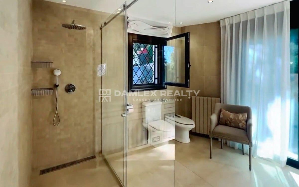 5 makuuhuone Huvila myytävänä paikassa Santa Cristina d'Aro mukana uima-altaan - 2 500 000 € (Ref: 8902840)