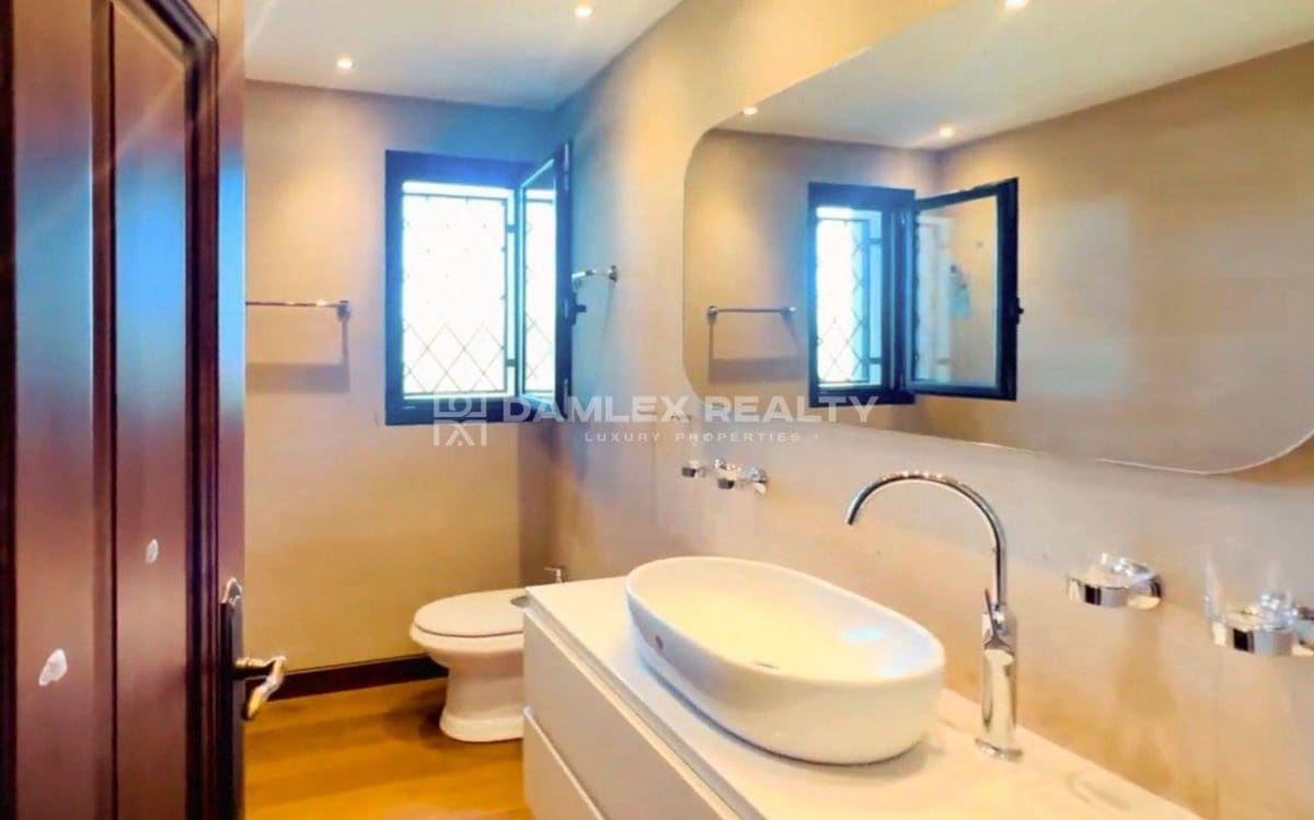 5 makuuhuone Huvila myytävänä paikassa Santa Cristina d'Aro mukana uima-altaan - 2 500 000 € (Ref: 8902840)