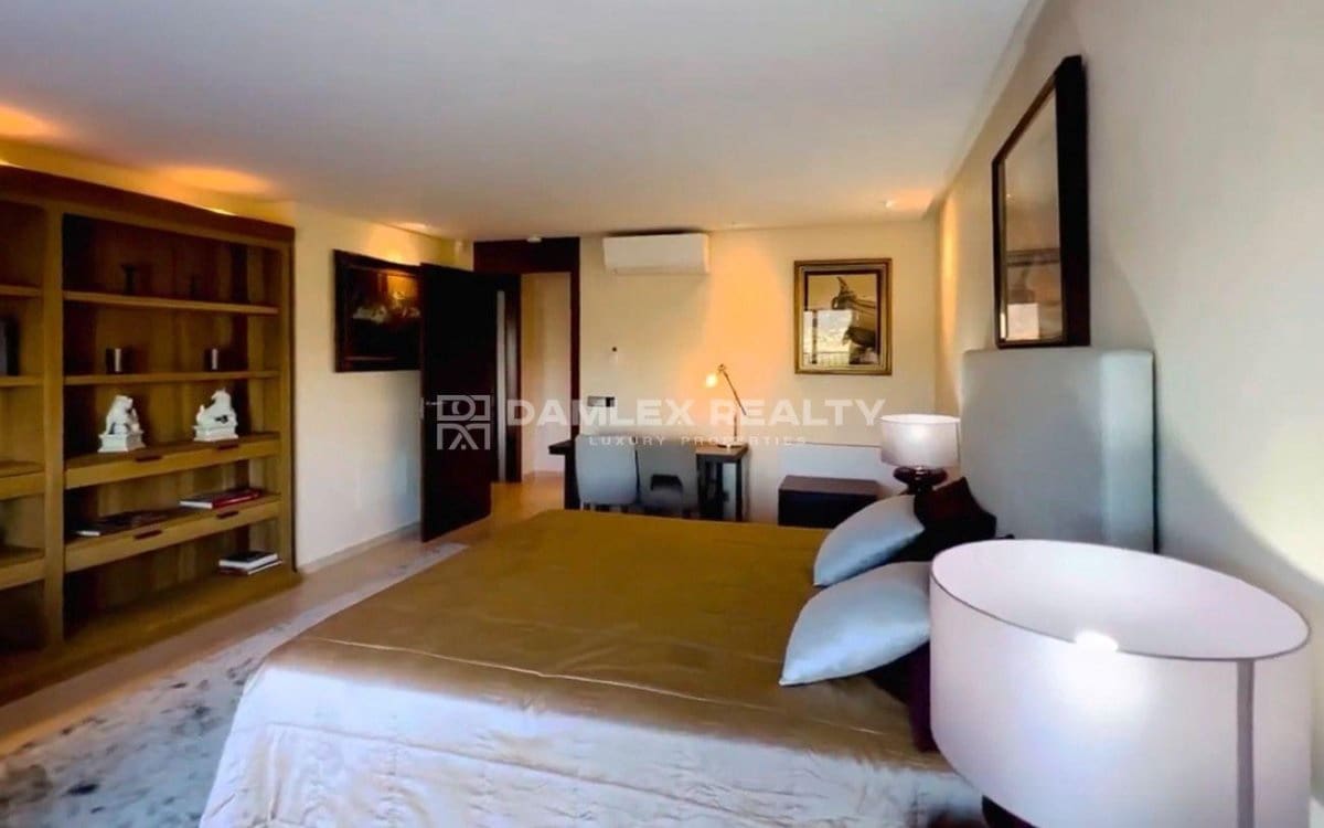 5 makuuhuone Huvila myytävänä paikassa Santa Cristina d'Aro mukana uima-altaan - 2 500 000 € (Ref: 8902840)