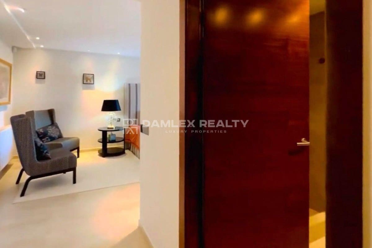 5 makuuhuone Huvila myytävänä paikassa Santa Cristina d'Aro mukana uima-altaan - 2 500 000 € (Ref: 8902840)