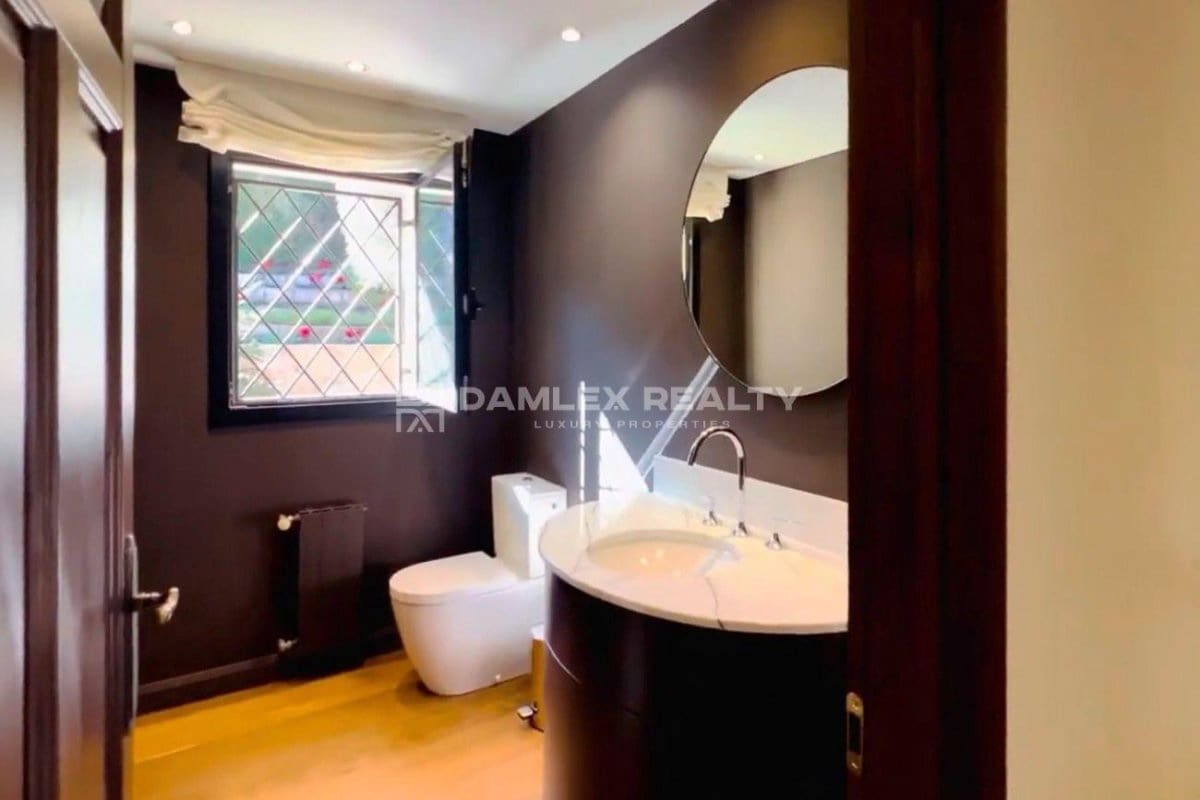 5 makuuhuone Huvila myytävänä paikassa Santa Cristina d'Aro mukana uima-altaan - 2 500 000 € (Ref: 8902840)