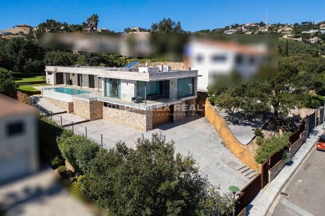 4 chambre Villa/Maison à vendre à Platja d'Aro, Castell-Platja d'Aro avec piscine - 1 450 000 € (Ref: 8904578)