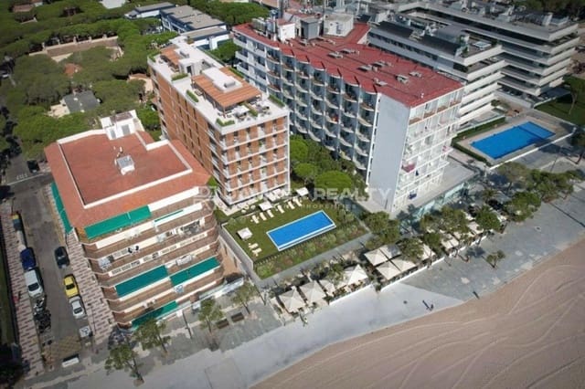 3 sypialnia Apartament na sprzedaż w Platja d'Aro, Castell-Platja d'Aro z basenem garażem - 790 000 € (Ref: 8914519)