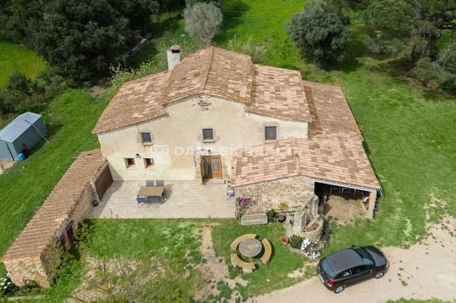 4 Zimmer Villa zu verkaufen in Santa Cristina d'Aro - 795.000 € (Ref: 8935530)
