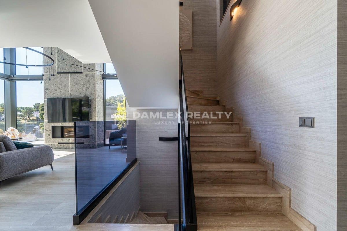 4 soveværelse Villa til salg i Blanes med swimmingpool garage - € 3.950.000 (Ref: 8949480)