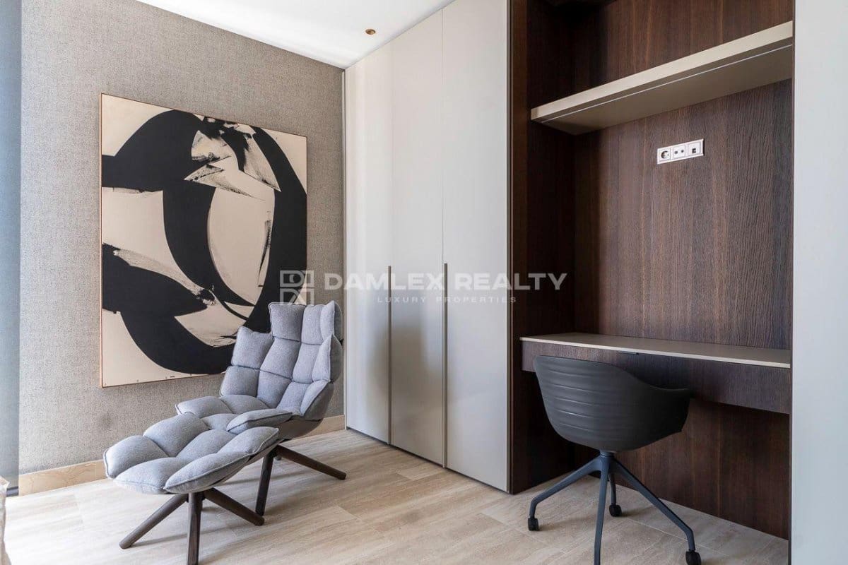 4 soveværelse Villa til salg i Blanes med swimmingpool garage - € 3.950.000 (Ref: 8949480)