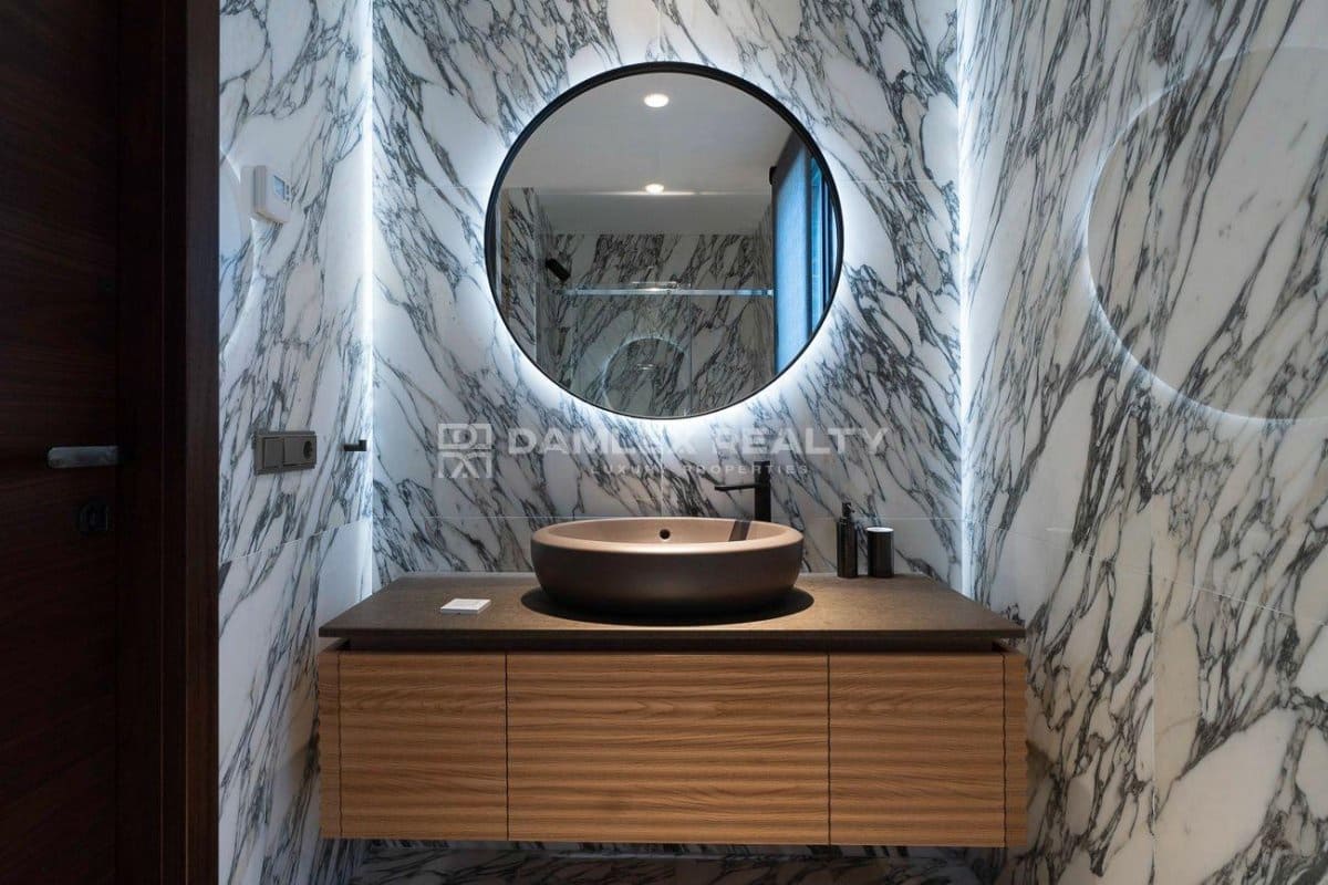 4 soveværelse Villa til salg i Blanes med swimmingpool garage - € 3.950.000 (Ref: 8949480)