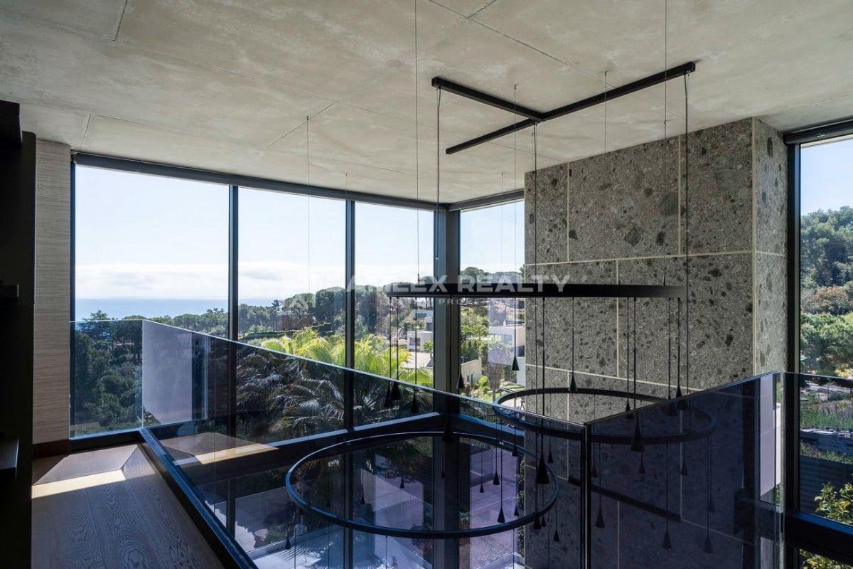 4 soveværelse Villa til salg i Blanes med swimmingpool garage - € 3.950.000 (Ref: 8949480)