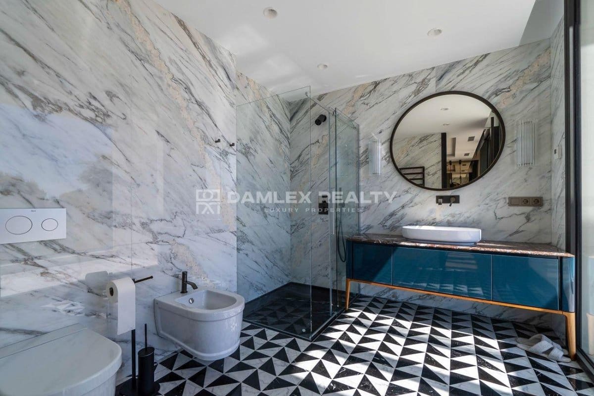 4 soveværelse Villa til salg i Blanes med swimmingpool garage - € 3.950.000 (Ref: 8949480)