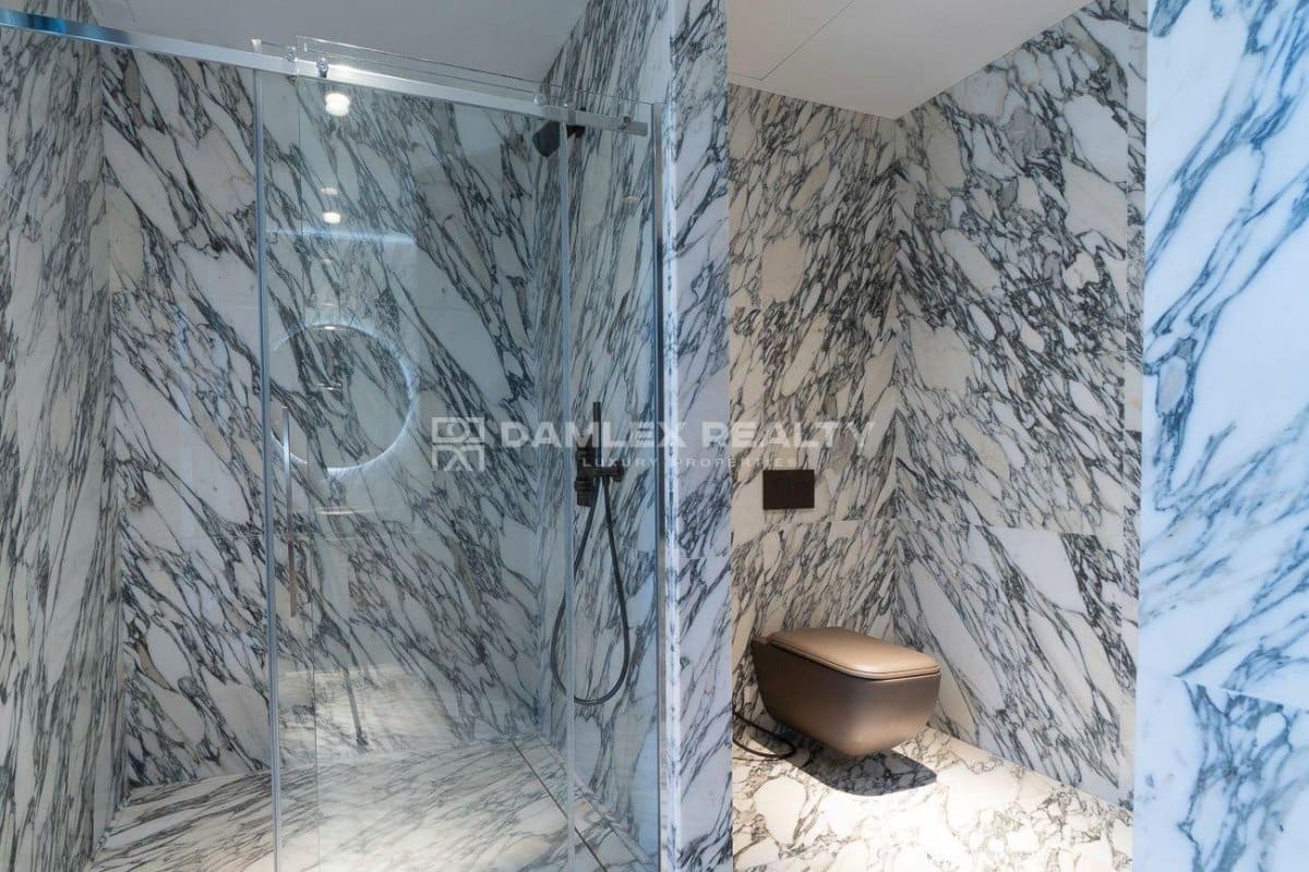 4 soveværelse Villa til salg i Blanes med swimmingpool garage - € 3.950.000 (Ref: 8949480)