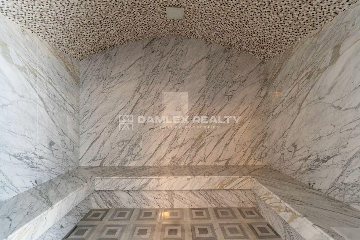 4 soveværelse Villa til salg i Blanes med swimmingpool garage - € 3.950.000 (Ref: 8949480)