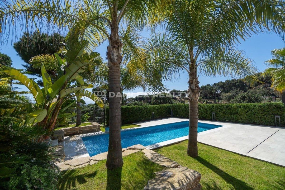 4 soveværelse Villa til salg i Blanes med swimmingpool garage - € 3.950.000 (Ref: 8949480)