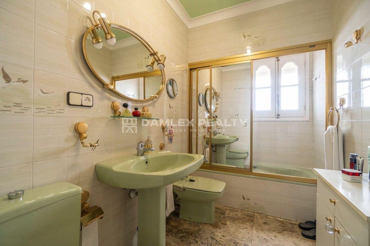 4 makuuhuone Huvila myytävänä paikassa Santa Cristina d'Aro mukana uima-altaan - 699 000 € (Ref: 8960886)