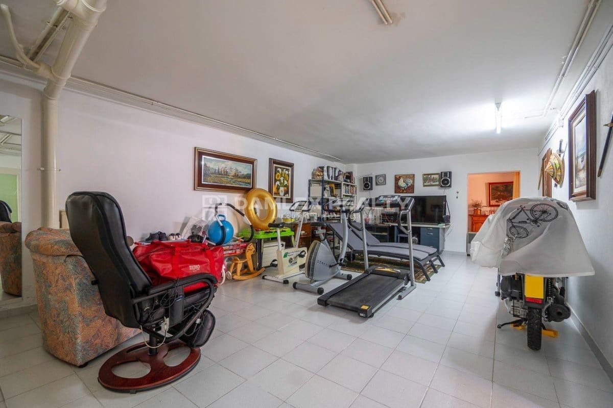 4 makuuhuone Huvila myytävänä paikassa Santa Cristina d'Aro mukana uima-altaan - 699 000 € (Ref: 8960886)