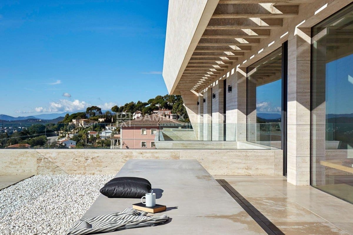 4 slaapkamer Villa te koop in Lloret de Mar met zwembad garage - € 5.000.000 (Ref: 8971333)