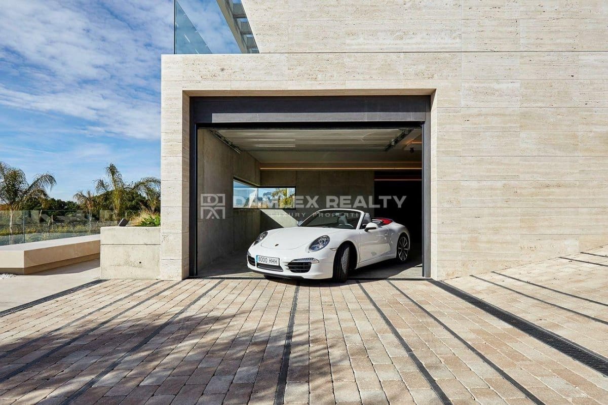 4 slaapkamer Villa te koop in Lloret de Mar met zwembad garage - € 5.000.000 (Ref: 8971333)