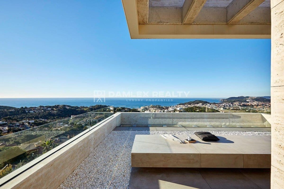 4 slaapkamer Villa te koop in Lloret de Mar met zwembad garage - € 5.000.000 (Ref: 8971333)