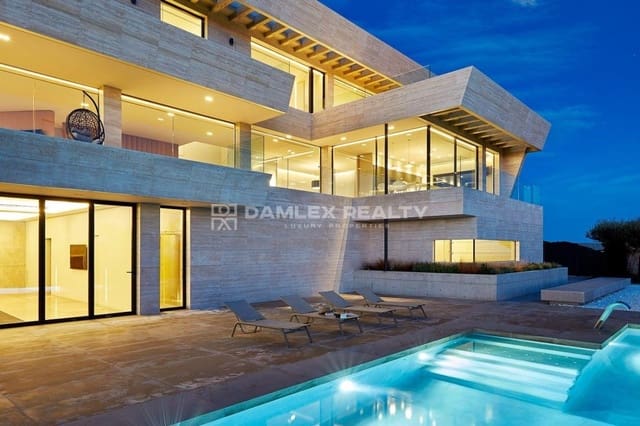 4 slaapkamer Villa te koop in Lloret de Mar met zwembad garage - € 5.000.000 (Ref: 8971333)