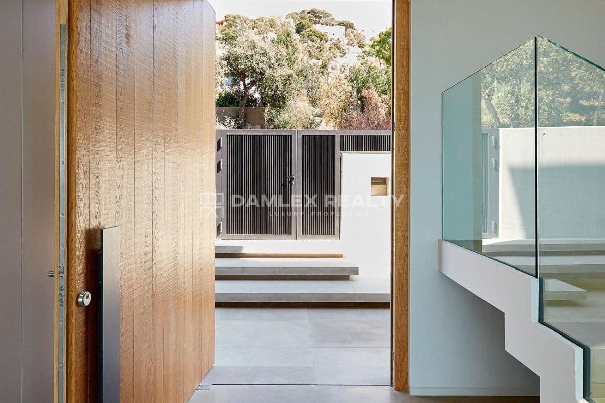 4 slaapkamer Villa te koop in Lloret de Mar met zwembad garage - € 5.000.000 (Ref: 8971333)