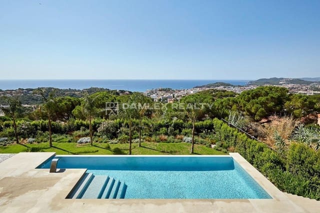4 slaapkamer Villa te koop in Lloret de Mar met zwembad garage - € 5.000.000 (Ref: 8971333)