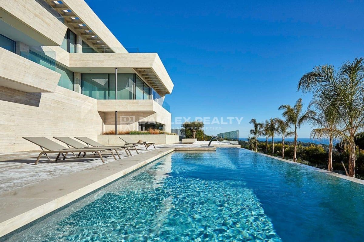 4 slaapkamer Villa te koop in Lloret de Mar met zwembad garage - € 5.000.000 (Ref: 8971333)