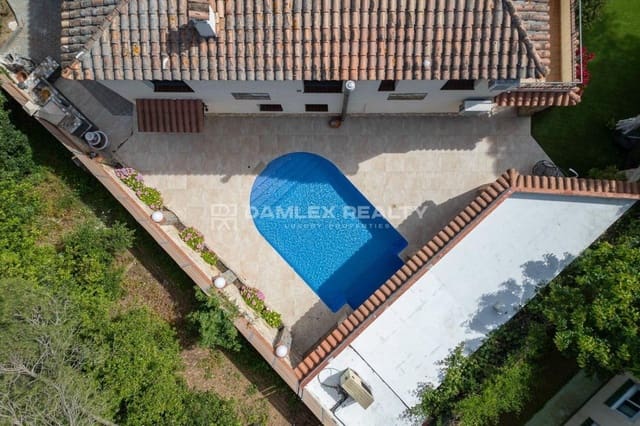 5 Zimmer Villa zu verkaufen in Platja d'Aro, Castell-Platja d'Aro mit Pool - 2.000.000 € (Ref: 9000767)
