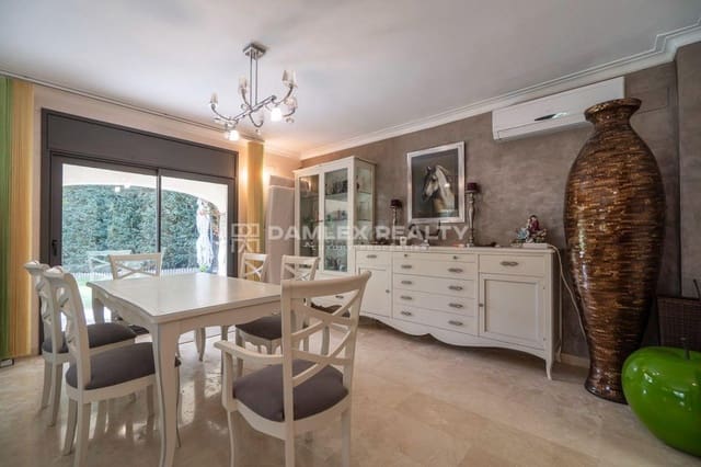 5 Zimmer Villa zu verkaufen in Platja d'Aro, Castell-Platja d'Aro mit Pool - 2.000.000 € (Ref: 9000767)
