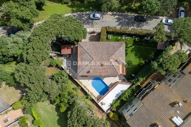5 Zimmer Villa zu verkaufen in Platja d'Aro, Castell-Platja d'Aro mit Pool - 2.000.000 € (Ref: 9000767)