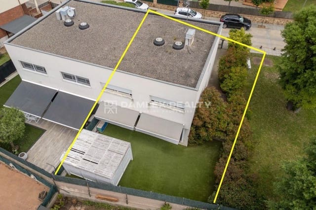 4 bedroom Villa for sale in Santa Cristina d'Aro - € 450,000 (Ref: 9019536)