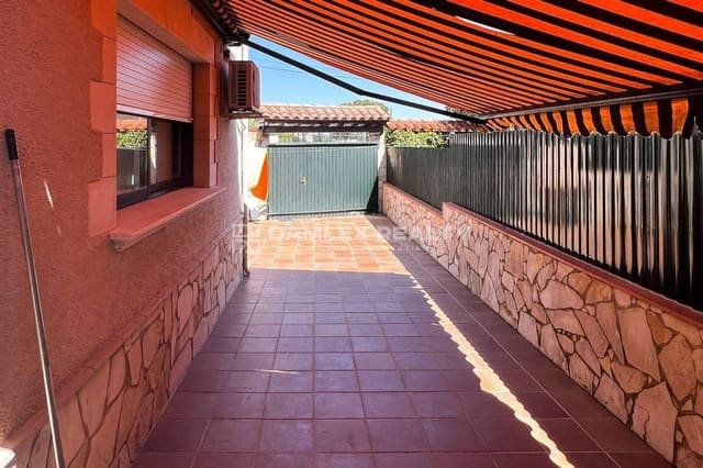 5 chambre Villa/Maison à vendre à Platja d'Aro, Castell-Platja d'Aro avec piscine - 590 000 € (Ref: 9020907)