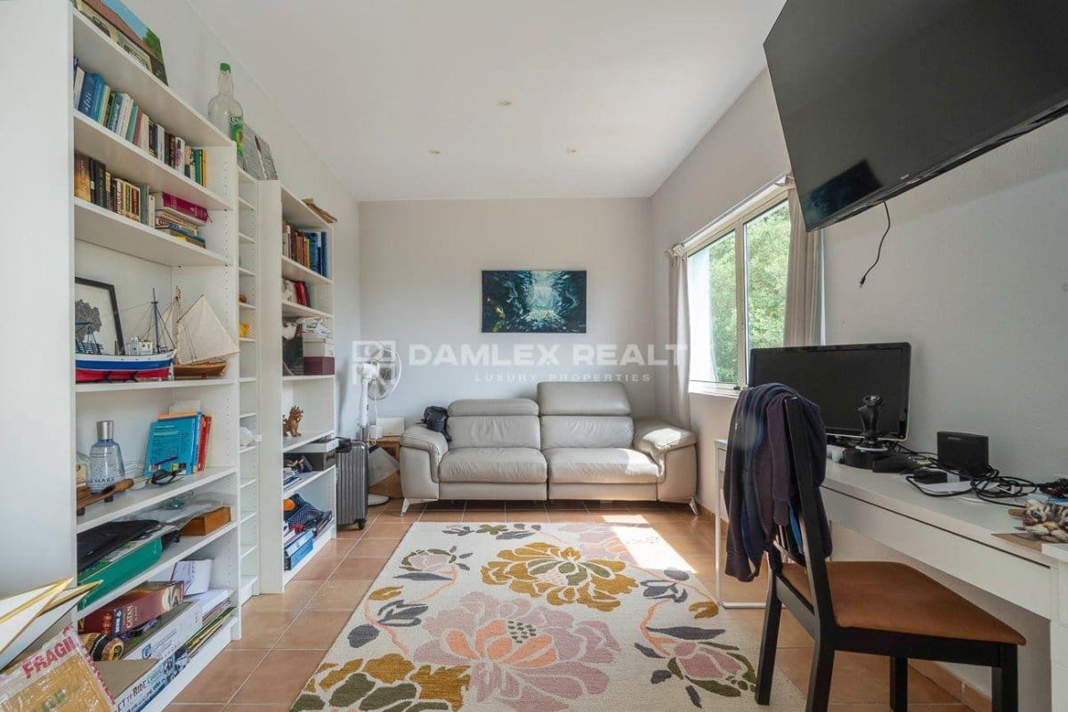 5 bedroom Villa for sale in Platja d'Aro with pool - € 1,050,000 (Ref: 9026346)