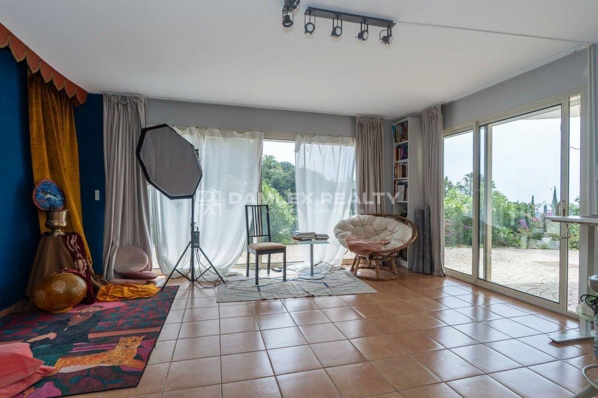 5 bedroom Villa for sale in Platja d'Aro with pool - € 1,050,000 (Ref: 9026346)