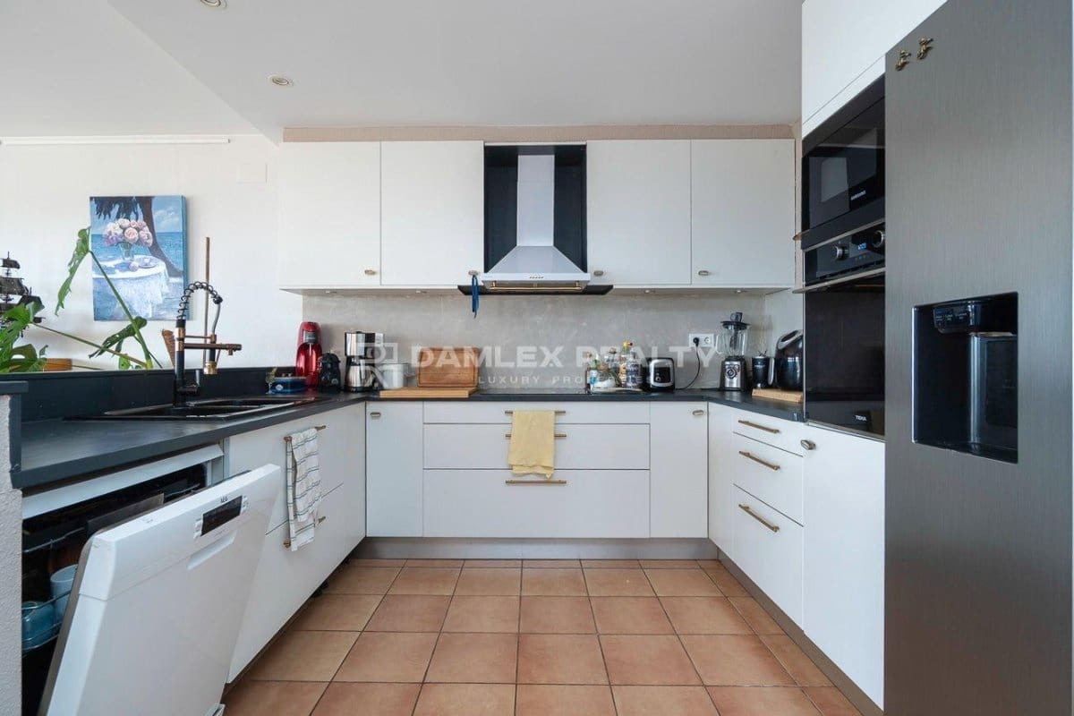 5 bedroom Villa for sale in Platja d'Aro with pool - € 1,050,000 (Ref: 9026346)