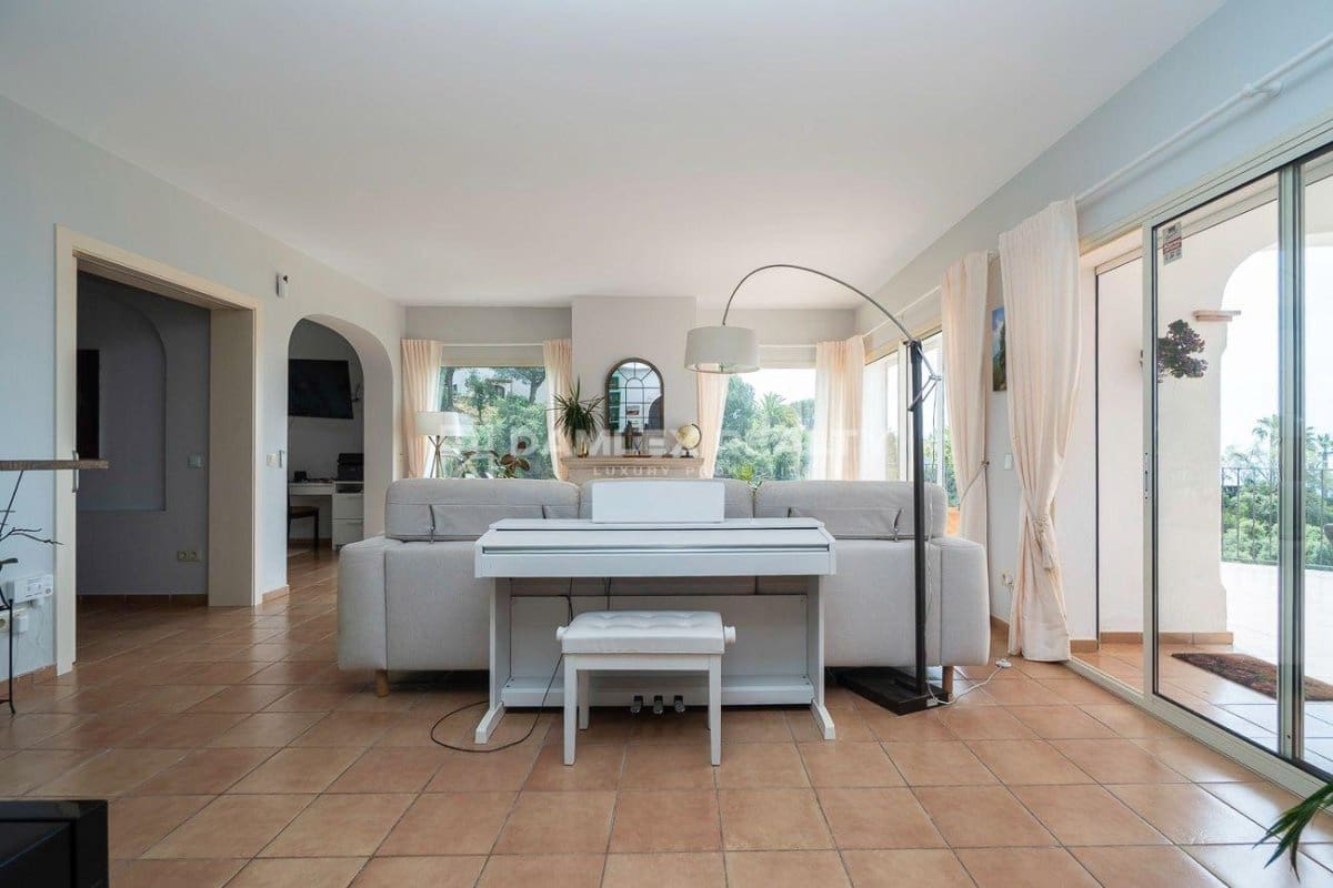 5 bedroom Villa for sale in Platja d'Aro with pool - € 1,050,000 (Ref: 9026346)