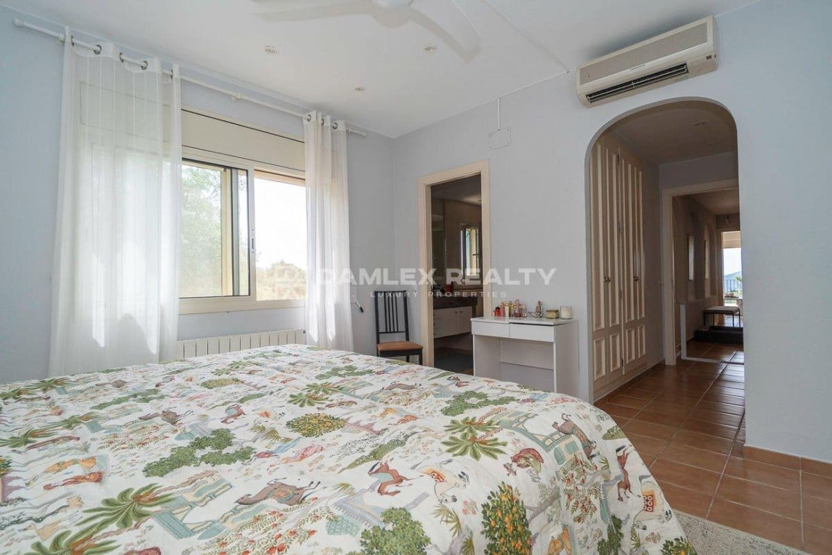 5 bedroom Villa for sale in Platja d'Aro with pool - € 1,050,000 (Ref: 9026346)