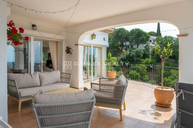 5 Zimmer Villa zu verkaufen in Platja d'Aro, Castell-Platja d'Aro mit Pool - 1.050.000 € (Ref: 9026346)