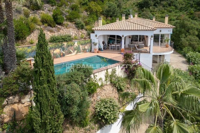 5 Zimmer Villa zu verkaufen in Platja d'Aro, Castell-Platja d'Aro mit Pool - 1.050.000 € (Ref: 9026346)
