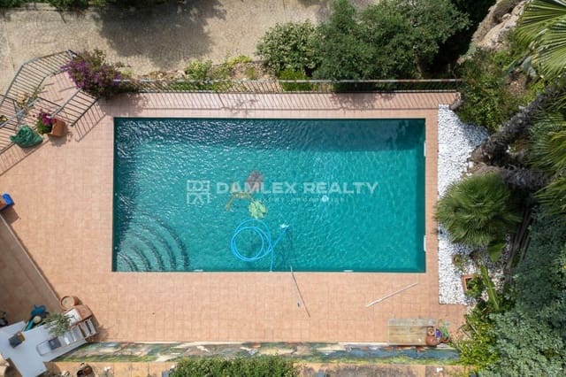 5 Zimmer Villa zu verkaufen in Platja d'Aro, Castell-Platja d'Aro mit Pool - 1.050.000 € (Ref: 9026346)