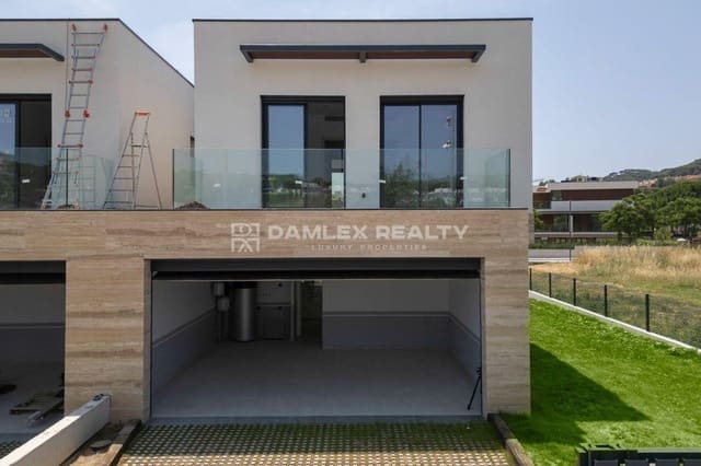 4 sovrum Villa till salu i S'Agaro, Castell-Platja d'Aro med pool - 1 295 000 € (Ref: 9057009)