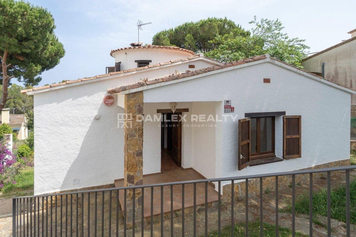 3 slaapkamer Villa te koop in Calonge i Sant Antoni - € 425.000 (Ref: 9061062)